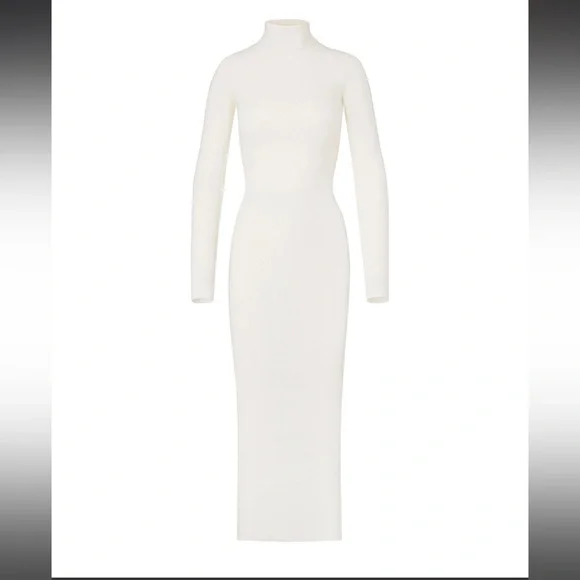 ETERNE LONG SLEEVE TURTLENECK DRESS MAXI CREAM - Picture 2 of 8